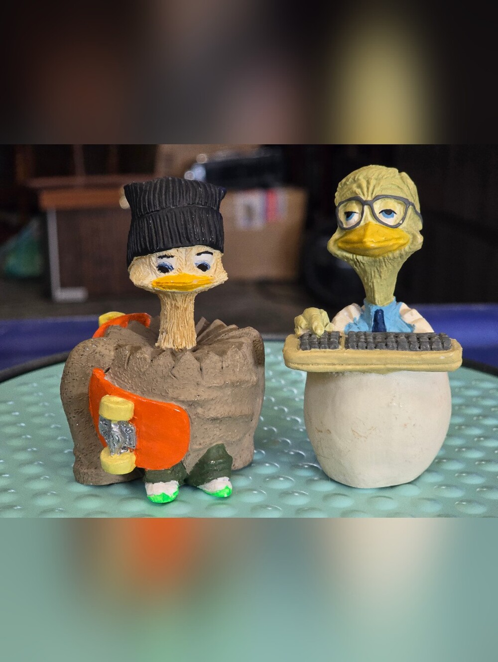 Eggbert and Friends Collectable Figurine - Malcolm Bowmer SKATER KID & SILICON